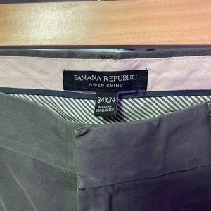 Banana Republic Aiden Chino, 34x34, mint condition!  Charcoal grey